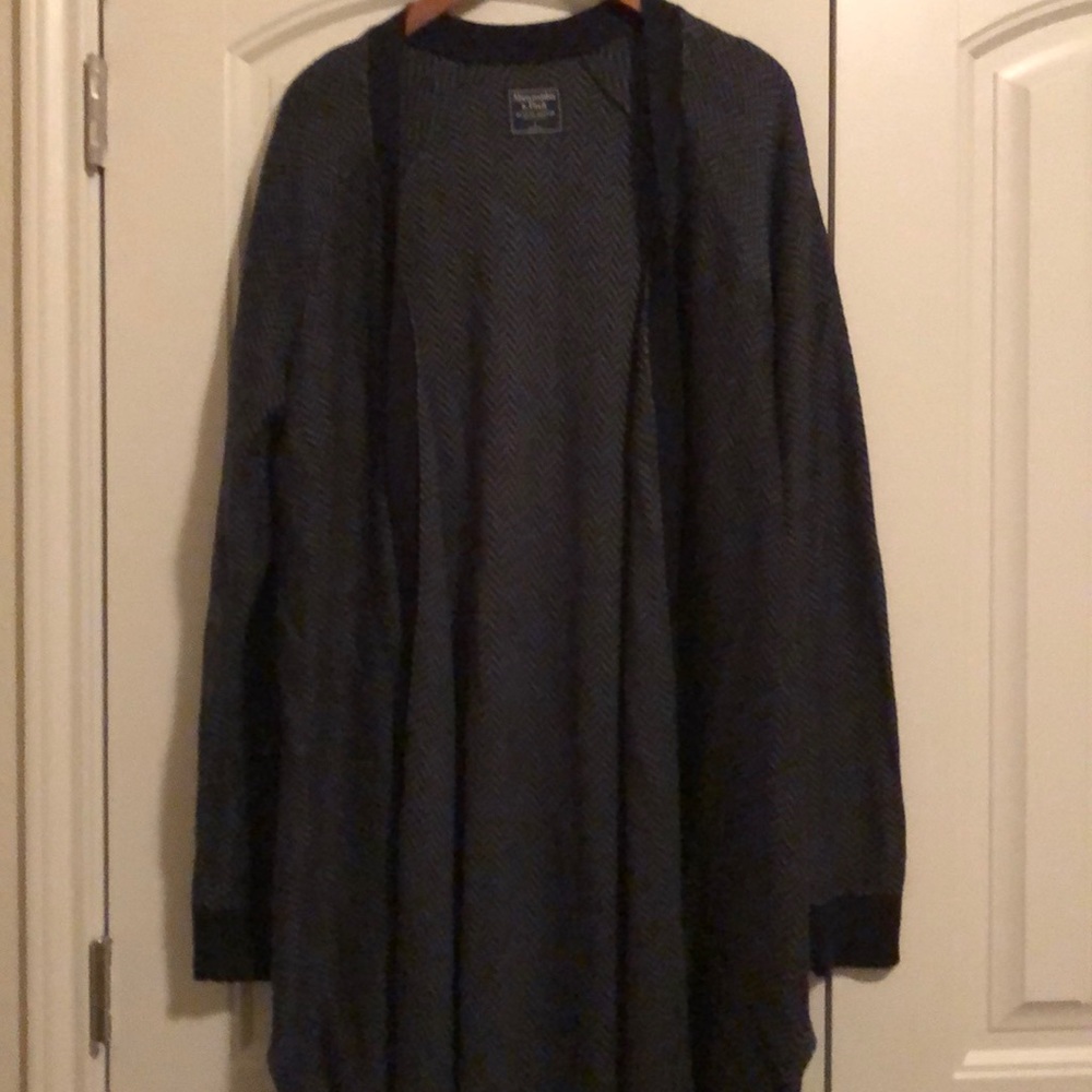 Abercrombie & Fitch Duster Cardigan. Grey. L.
